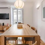 C1 Modern & Bright! Charming With 2 Bedrooms In Bairro Alto, Downtown Διαμέρισμα