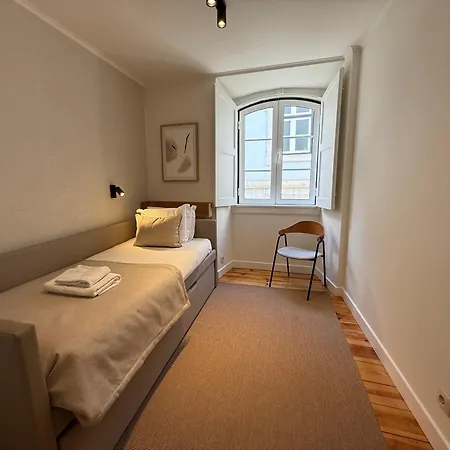 C1 Remodeld Beautiful Charming 2br - Bairro Alto 아파트 *