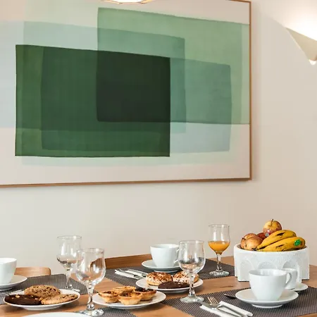 C1 Modern & Bright! Charming With 2 Bedrooms In Bairro Alto, Downtown * Lisboa
