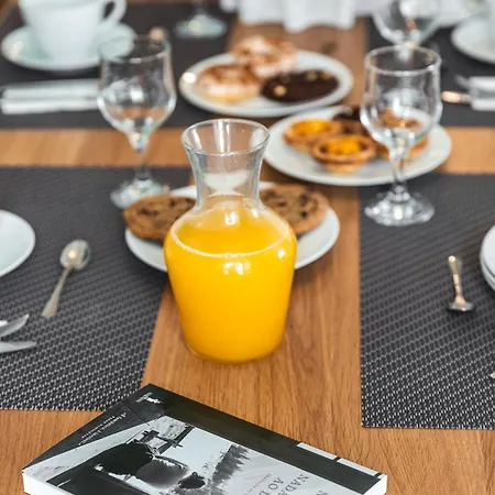 Apartment C1 Remodeld & Beautiful! Charming With 2 Bedrooms In Bairro Alto! Lis Downtown