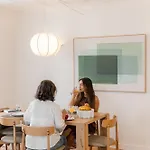 Apartman C1 Modern & Bright! Charming With 2 Bedrooms In Bairro Alto, Downtown Lisboa