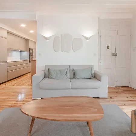 아파트 C1 Modern & Bright! Charming With 2 Bedrooms In Bairro Alto, Downtown *
